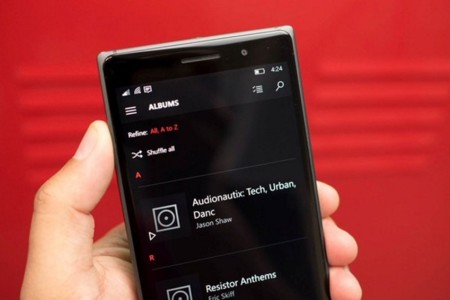 Groove Música mejora sus funciones sociales y gestión de datos en Windows 10 Mobile