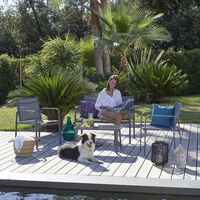 Hoy llega a Carrefour el conjunto de jardín para poner a punto la terraza por menos de 100 euros  