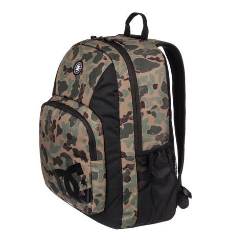 Mochila DC Shoes, con 23 litros de capacidad y espacio para un portátil de 15 pulgadas, por 13 euros y envío gratis