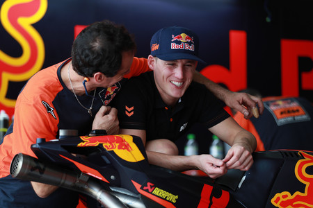 Malas noticias: una lesión impide a Pol Espargaró ir a los test de MotoGP en Tailandia