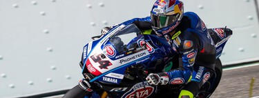 Toprak Razgatlioglu aprovecha una caída de Álvaro Bautista para ganar su primera carrera larga en Imola