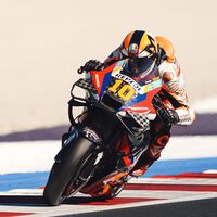 Carreras en blanco, cero podios y menos puntos que los probadores de KTM. El triste adiós del Repsol Honda, el peor equipo de MotoGP 