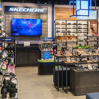 Skechers sorprende son sus zapatillas más cómodas: amortiguación de lujo y descuento digno de Black Friday 