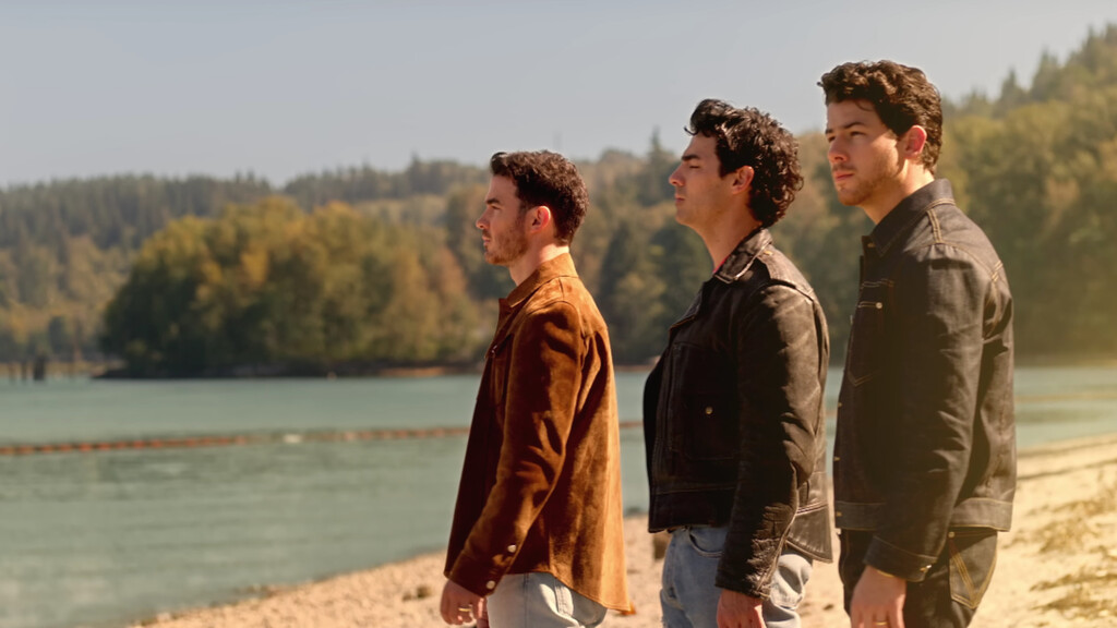 Los Jonas Brothers confirman 'Camp Rock 3', que ya tiene teaser del retorno. Eso sí, echaremos de menos a una de sus piezas clave