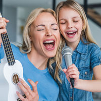 21 juegos de mesa para que los niños creativos saquen al artista que llevan dentro