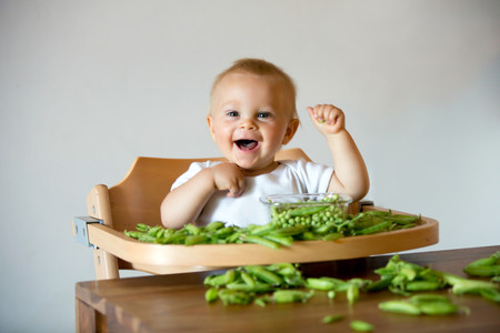 Verduras en la alimentación infantil: guisantes y judías verdes