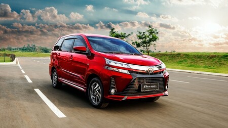 Monovolumen Toyota Veloz