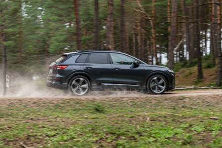 Audi Q4 Suv E Tron 11