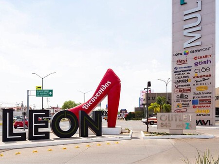 Leon Outlets