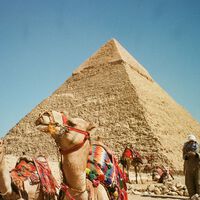 Pensábamos que Keops mandó a construir la Gran Pirámide de Egipto. Alguien dice que fue 22,000 años antes