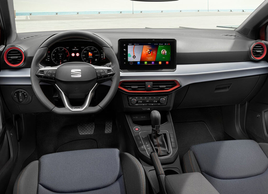 SEAT y Arona 2022 Información y galería de fotos