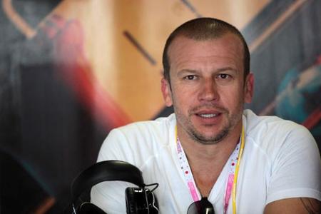 Olivier Panis: "ahora los pilotos no corren porque prefieren cuidar sus neumáticos"