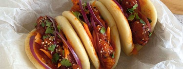 Baos de pollo crujiente y picante, al estilo coreano: una receta para triunfar siempre 