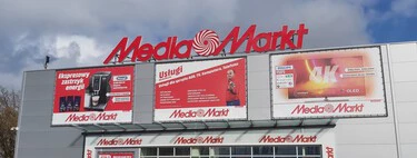 MediaMarkt liquida en sus rebajas la cafetera con molinillo integrado que te hará dejar de desayunar en el bar