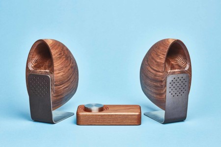Grovemade Wood Speakers, altavoces de escritorio hechos de auténtica madera de arce o nogal