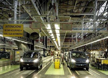 La planta de Citroën Vigo fabricará furgonetas eléctricas en 2013