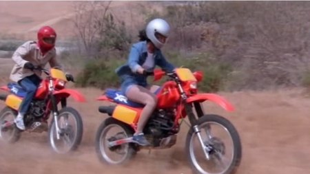 La inocencia de los años ochenta en la carretera