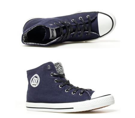 Por sólo 9,99 euros podemos hacernos con estas zapatillas Mustang The fest navy en eBay con envío gratuito
