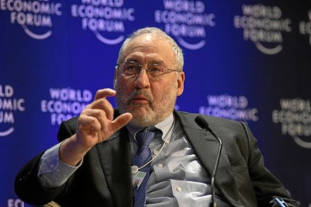 Principios y pautas para la reducción del déficit del profesor Stiglitz