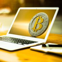 Así se puede invertir en cripto sin tener que cumplir la nueva regulación pero sin hacer nada ilegal: la inversión indirecta es el camino