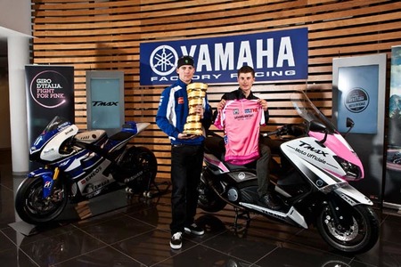 La Yamaha T-Max 530 elegida moto oficial del Giro de Italia 2012