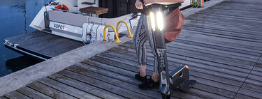 Este patinete eléctrico tiene 20 km de autonomía, cabe en la mochila y puede revolucionar la movilidad urbana