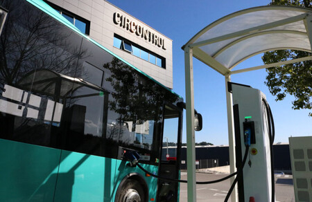 Este autobús eléctrico se convierte en el primero de la historia en completar un Barcelona - Madrid