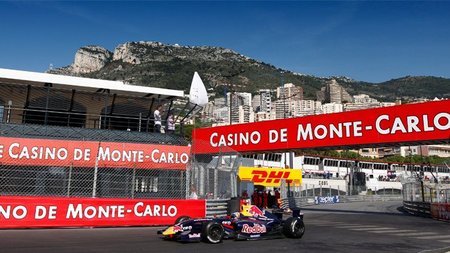 Daniel Ricciardo vence en la carrera de la Fórmula Renault 3.5 de Mónaco
