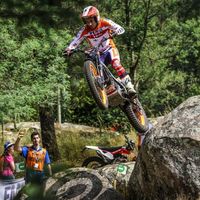 ¡Inmenso Toni Bou! El piloto del Montesa Honda llega a las 100 victorias en el TrialGP de Portugal