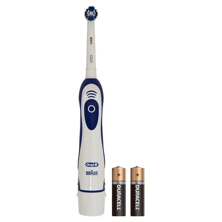 Cepillo de dientes eléctrico Oral-B Advance Power por 9,60 euros