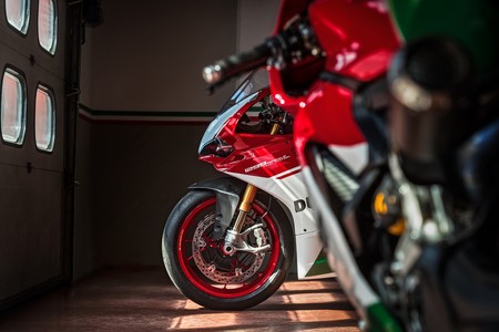 Ducati 1299 Panigale R Final Edition 2017 004
