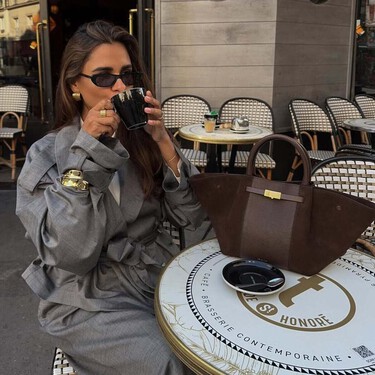 New Balance se pasa el juego con las nuevas zapatillas en color verde bosque que arrasan en los looks de entretiempo 