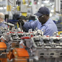 “Ningún joven quiere trabajar aquí”: pagaban tan poco en las fábricas de Ford, que sus empleados dependían de un segundo trabajo en Amazon. La reacción del CEO fue ejemplar