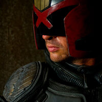 Creo que Taika no debe acercarse a Juez Dredd ni para saludar, pero duermo tranquilo porque el director no logra estrenar ni uno de sus grandes proyectos