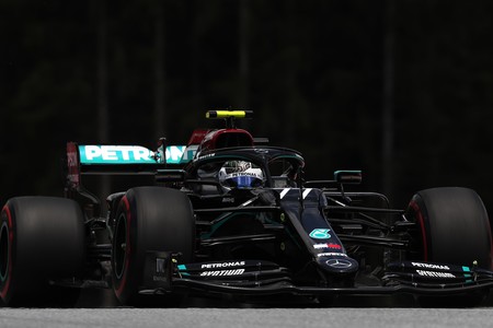 Valtteri Bottas le quita la pole a Lewis Hamilton en Austria y Charles Leclerc maquilla el fracaso de Ferrari