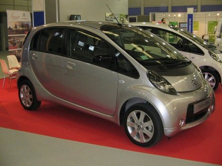 Citroën-C-Zero-650-01