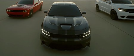 Dodge pone al volante del Challenger Hellcat y otras pequeñas bestias a Vin Diesel y este es el resultado