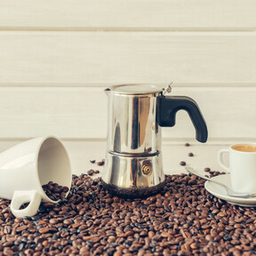 Esta cafetera es un clásico de la sobremesa en España y ahora está en oferta en El Corte Inglés