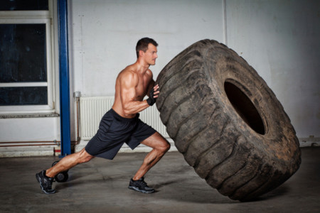 Guía Crossfit (XXII): Tire flip o volteo de neumático