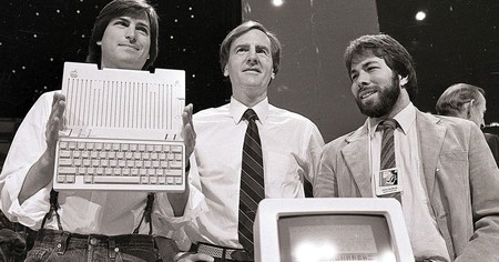 Así convenció Steve Jobs a John Sculley para que abandonara Pepsi y fuera el CEO de Apple