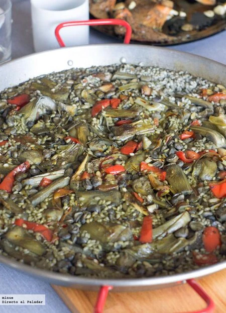 La receta de paella de verduras de mi padre (que de arroces sabe un rato)