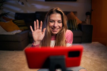 Small Vf Woman Home Video Call Phone Rgb