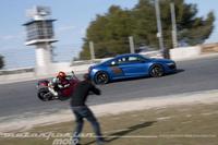 Ducati 899 Panigale contra Audi R8 V10 Plus (making of)