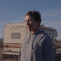 ‘Nomadland’ no es una historia más de viajes en furgoneta: es la película que mostró al mundo lo que pasa cuando tu camper es lo único que te queda 