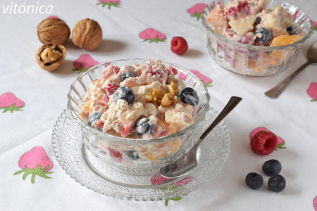 Bircher muesli suizo de avena, yogur y frutas: receta saludable que puedes adaptar al gusto