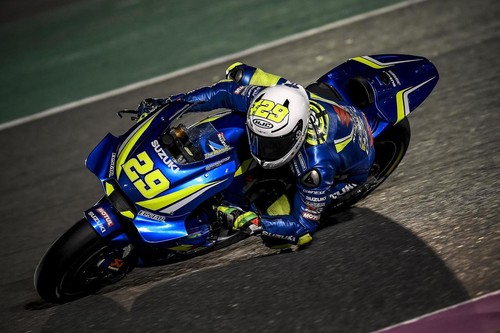 Andrea Iannone se recompone para ser el más rápido el segundo día de test en Catar