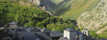 Este pueblo de tan solo 20 habitantes en El Bierzo es Patrimonio Histórico y una de las joyas más desconocidas de España 