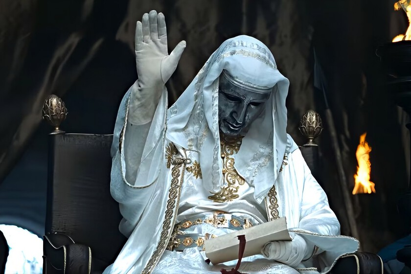 Ni siquiera se le menciona en los créditos finales: ¿Sabéis qué superestrella interpreta al rey enmascarado en El reino de los cielos?