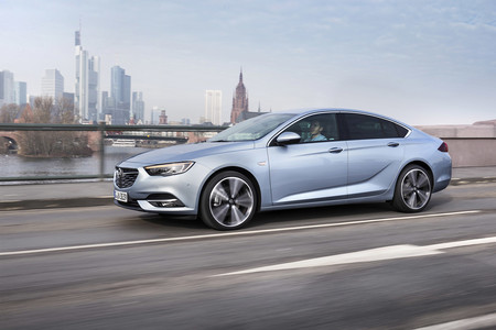 Opel Insignia Grand Sport 2017, prueba contacto