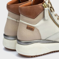 Si te gusta Pikolinos, corre a El Corte Inglés para estrenar sus botines deportivos más cómodos a casi mitad de precio  